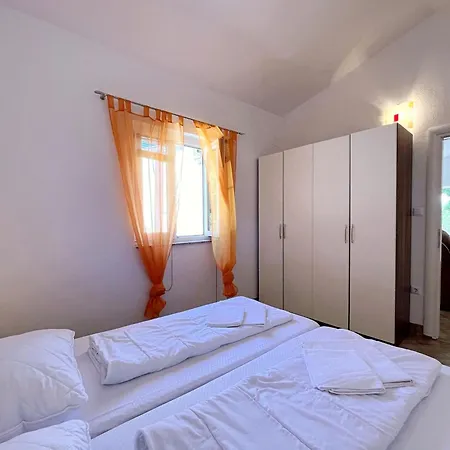 Apartment With A Parking Space Polje, Krk - 18669 Silo (Krk)