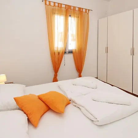 With Parking Space Polje, Krk - 18669 Appartamento *