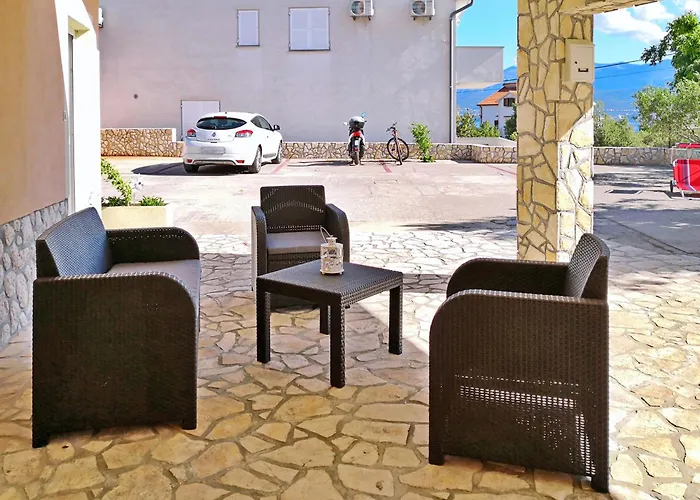 아파트 With Parking Space Polje, Krk - 18669 실로