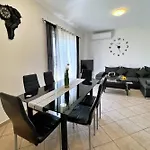 With Parking Space Polje, Krk - 18669 Apartamento Šilo
