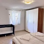 With Parking Space Polje, Krk - 18669 Apartamento *